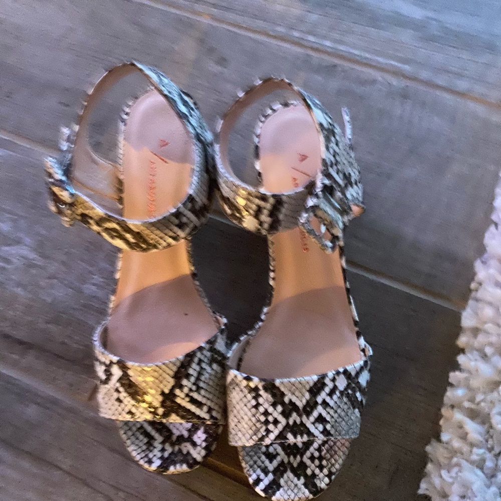 Brand new anthropology Sandals
